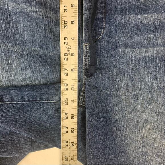 Democracy women's size 16 W Blue Relaxed Fit Jean Shorts slimming pull on - Picture 8 of 9